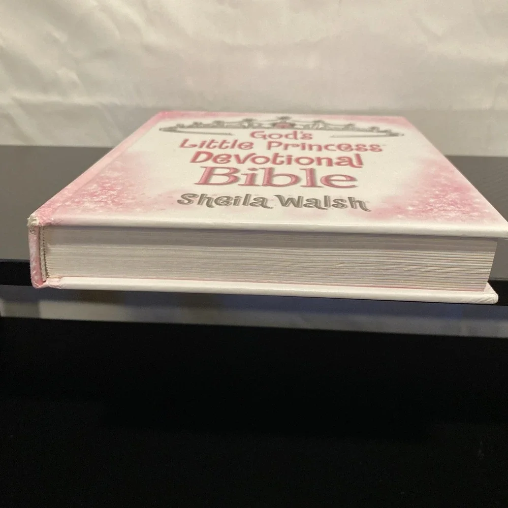 God's Little Princess Devotional‎ Bibles